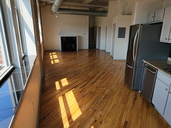 5th image of 2107 Grand Blvd APT 707