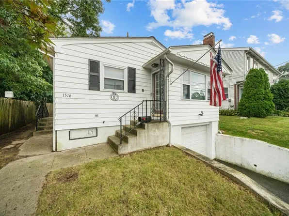 1516 Chalkstone Ave, Providence, RI 02909