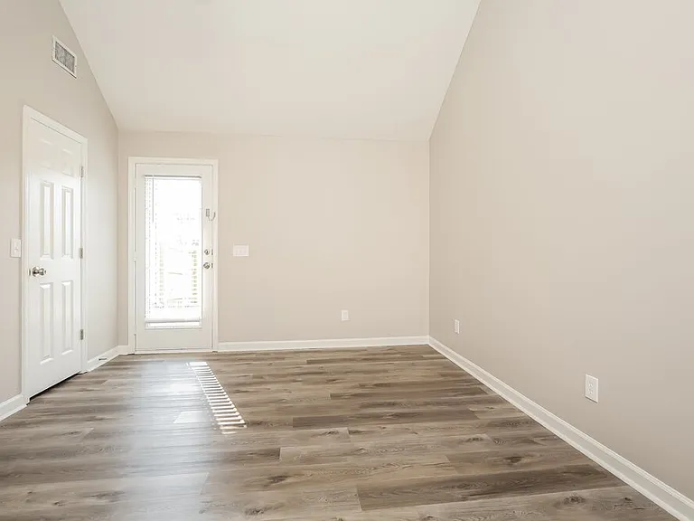 805 Stone Flower Ct — Photo 15