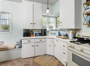 525 Park Ave #EB733709B, Laguna Beach, CA 92651
