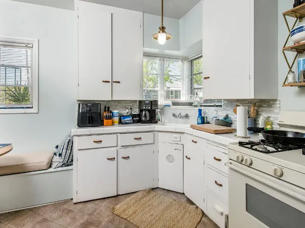 525 Park, 525 Park Ave #Eb733709b, Laguna Beach, CA 92651