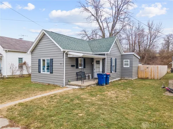 817 W Water St, Piqua, OH 45356