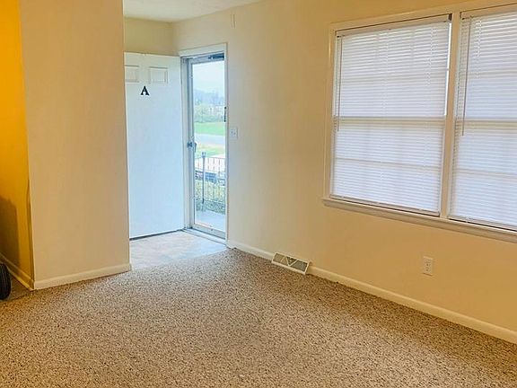 4th image of 1617 McIntosh St APT B