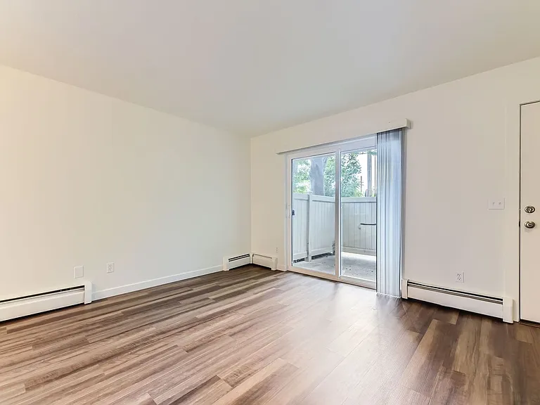 2340 Walnut Street — Photo 8