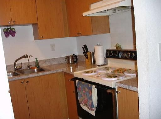 3rd image of 1875 W 56th St APT 205