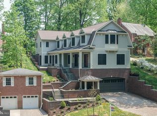 2413 N Vernon St, Arlington, VA 22207