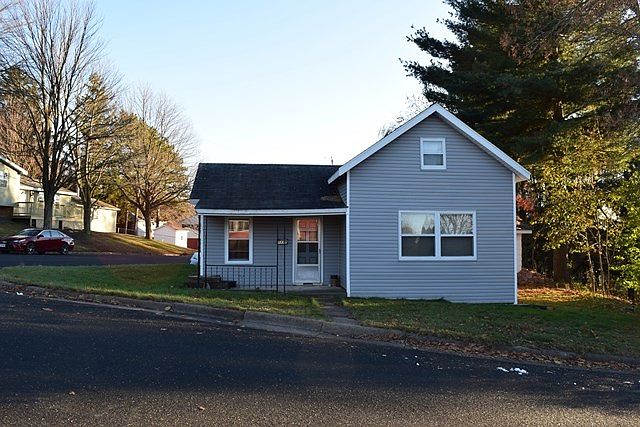 1st image of 1117 Single Ave
