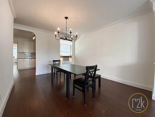 Rented by Realty 2000 Corp | media 17