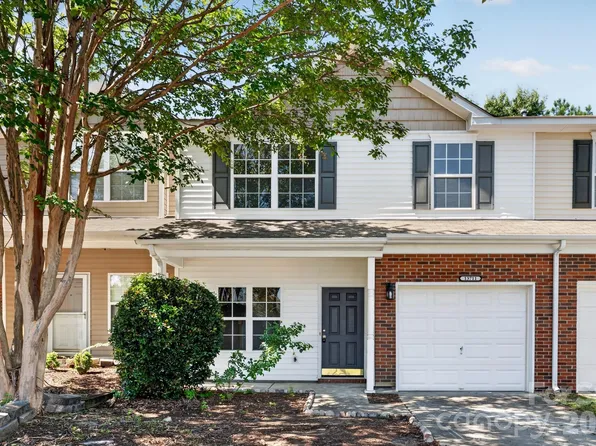 13711 Singleleaf Ln, Charlotte, NC 28278