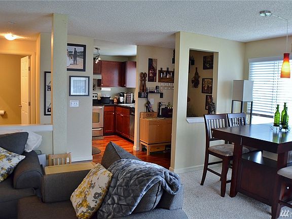 4th image of 23810 12th Pl S APT 506