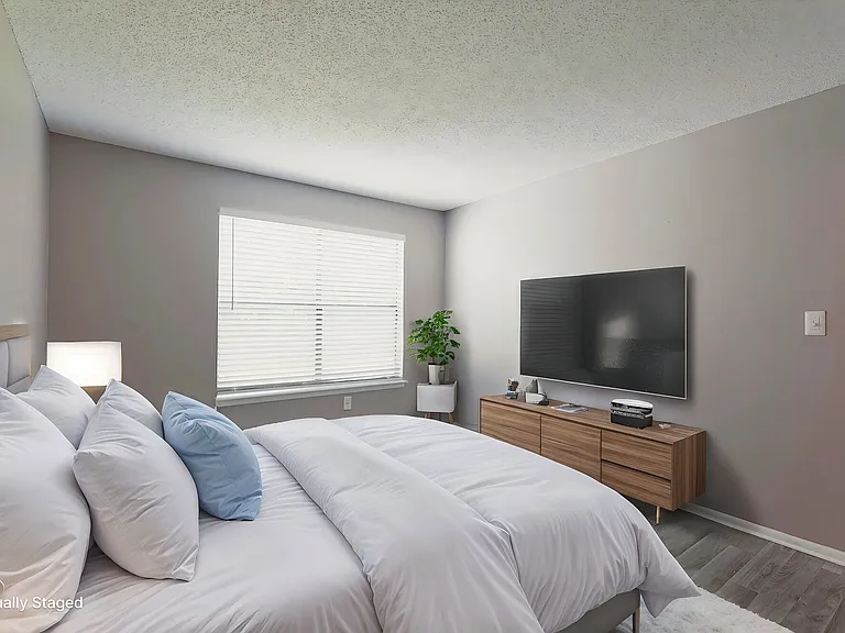 Windrift Apartment Homes — Photo 12