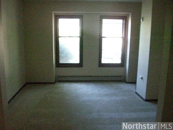 3rd image of 605 E 22nd Street