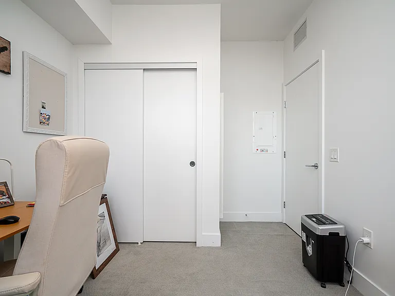 2435 Kingsway #608 — Photo 21