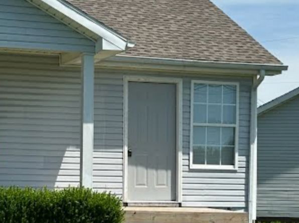 100 Waterford Dr