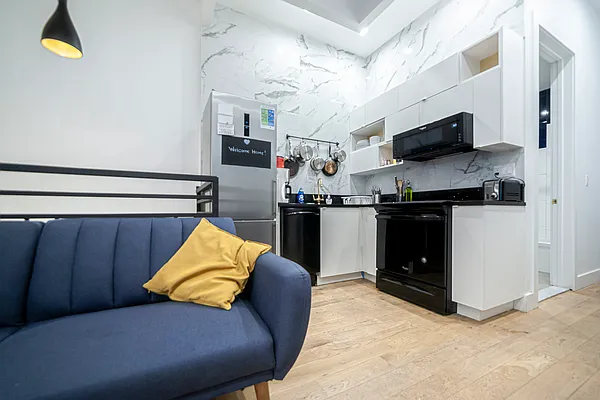 Rented by ERNY LLC | media 1