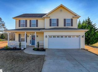 411 Gibbs Village Ln, Wellford, SC 29385