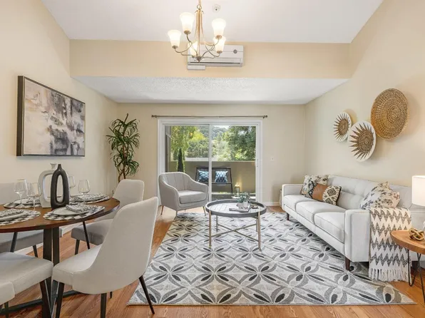 1370 Townview Avenue #302, Santa Rosa, CA 95405