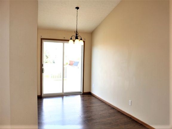 5th image of 644 Olde Irish Dr