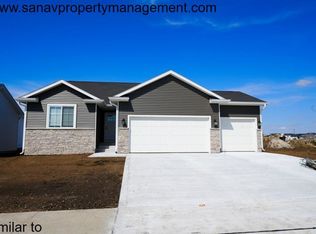 1169 Kierland Ave, West Des Moines, IA 50266