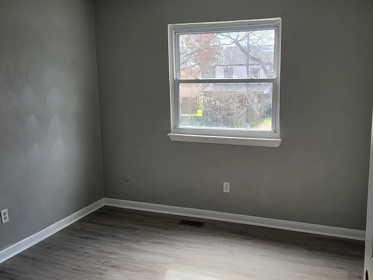 5938 Margate Ave — Photo 10