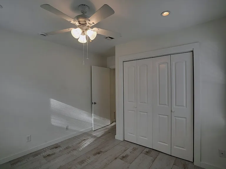 1208 Shelley Ave — Photo 16