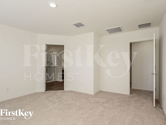 5th image of 8434 S 258th Dr