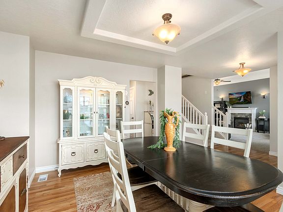 B2 - 5516 W 2nd St Rd HR (6).jpg