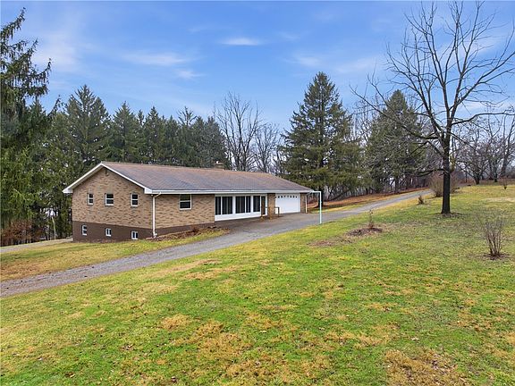 5th image of 353 Thompson Hill Rd