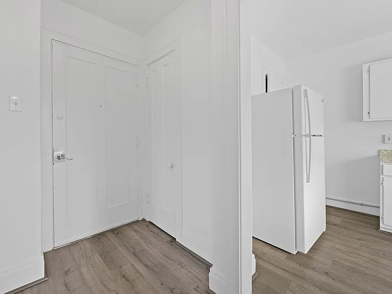 4132 Taylor St — Photo 6