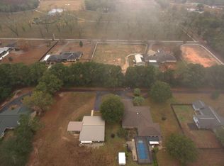 4048 Cooper Ln, Holt, FL 32564