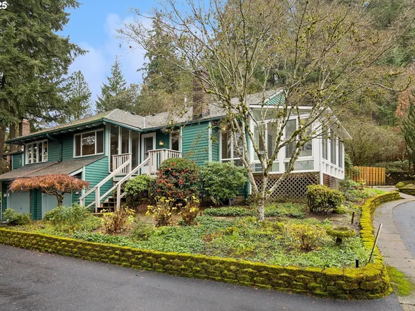 6170 SW Heights Ln, Beaverton, OR 97007