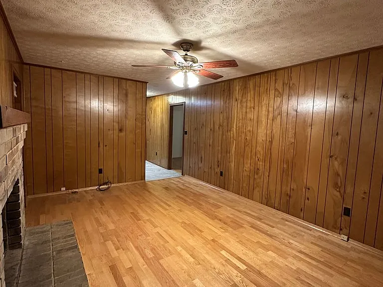 375 Segrest Cir — Photo 14
