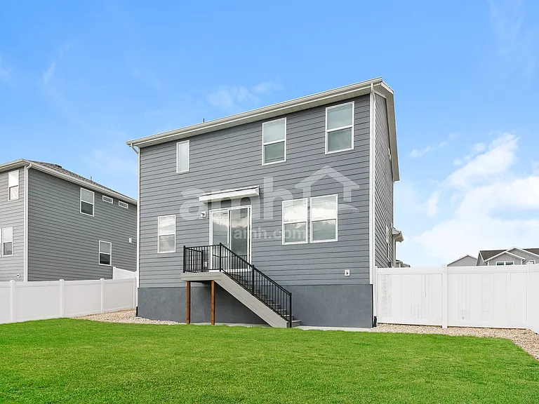 1258 S Brixton Ave — Photo 16