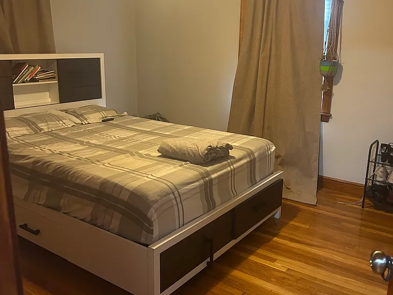 36 Saint Marks Rd #4 — Photo 8