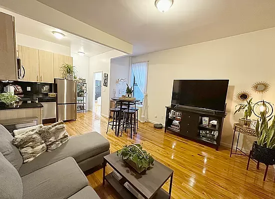 Rented by Rachel Realty | media 15