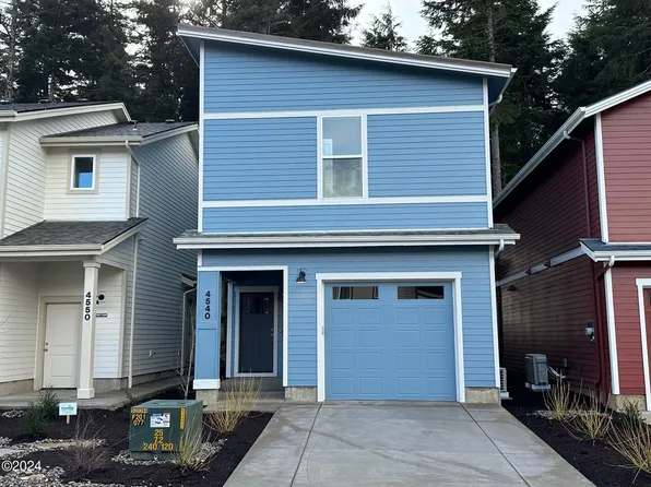 4540 SE Fleming St #75, South Beach, OR 97366