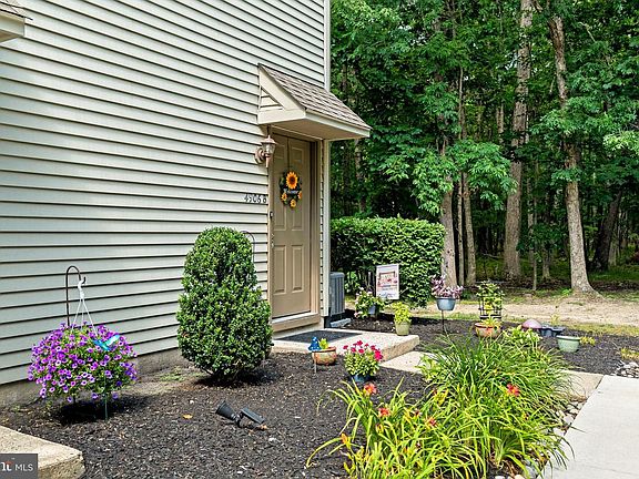 5th image of 4906 Albridge Way #B