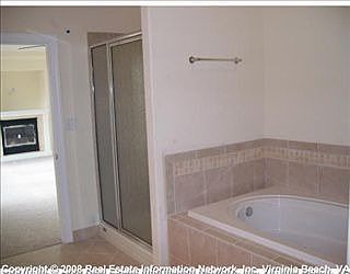 5th image of 1900 Empire Passage Ct