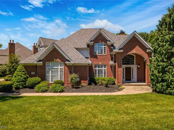 31050 Lands End Ln, Westlake, OH 44145