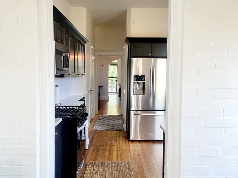 1468 N King St — Photo 18