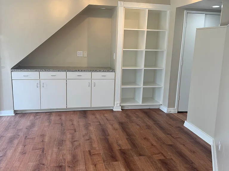 4343 Travis St #13 — Photo 2