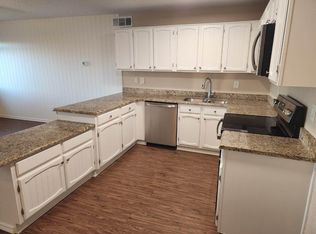 912 Navasota Dr, Garland, TX 75040