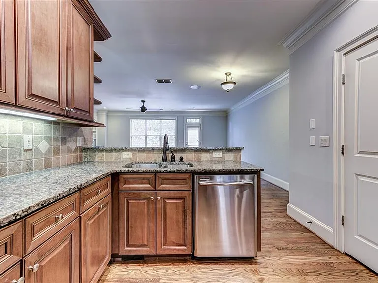 1516 Donaldson Park Dr NE — Photo 8