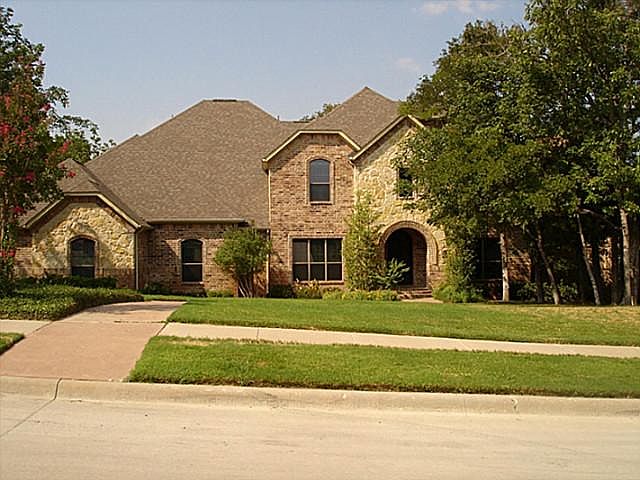 1st image of 5209 Lake Forest Dr