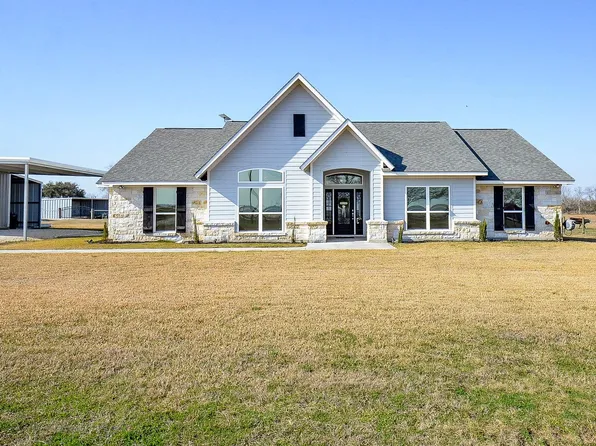 1108 County Road 475, El Campo, TX 77437