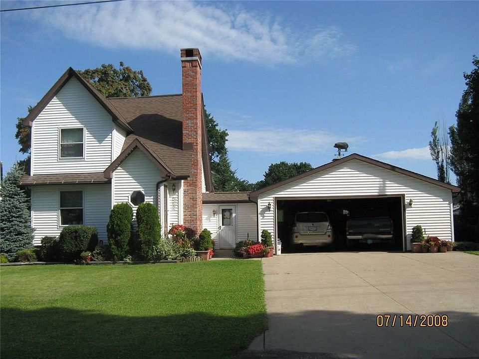 1st image of 10466 Bowman Ave