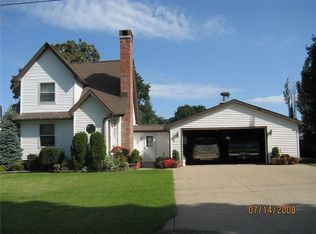10466 Bowman Ave, Cranesville, PA 16410