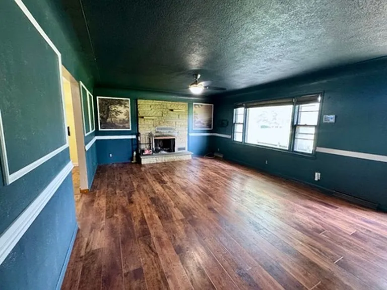 122 N Buckner Tarsney Rd — Photo 4