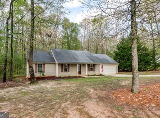 313 Jacobs Ln, Statham, GA 30666