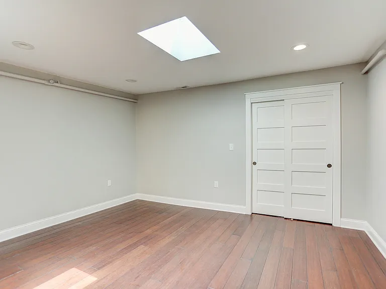 218 W Main St #2D — Photo 12